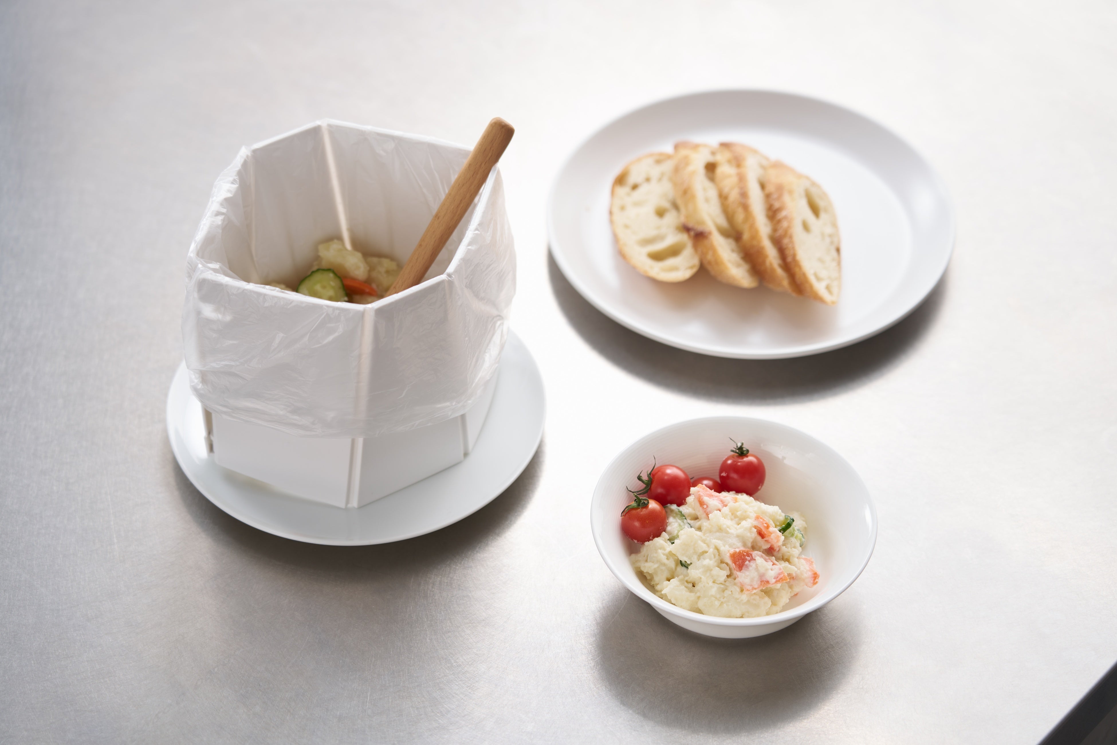 洗練されたデザインでそのまま食卓にも