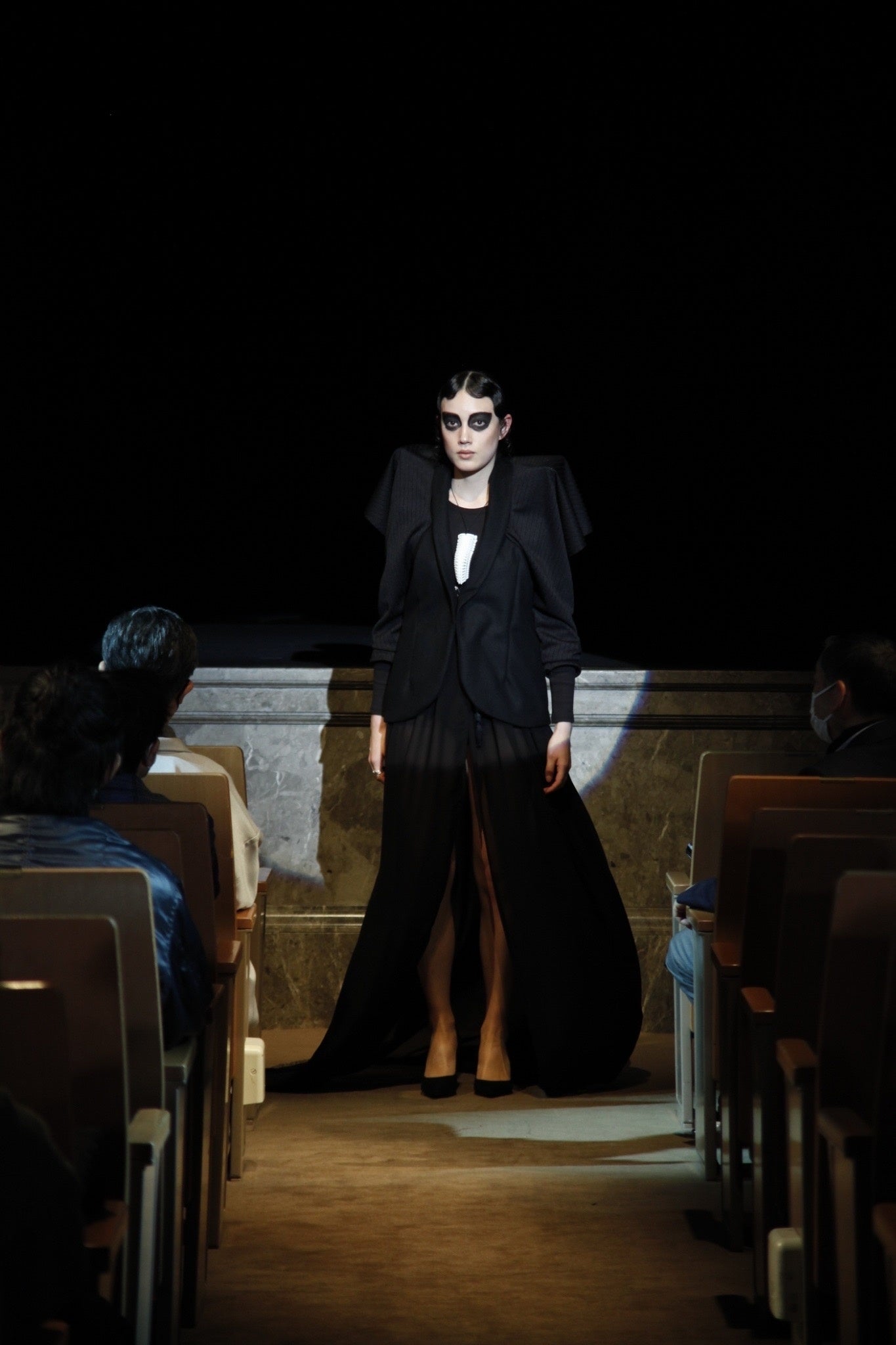 KFCファッションショールック一例