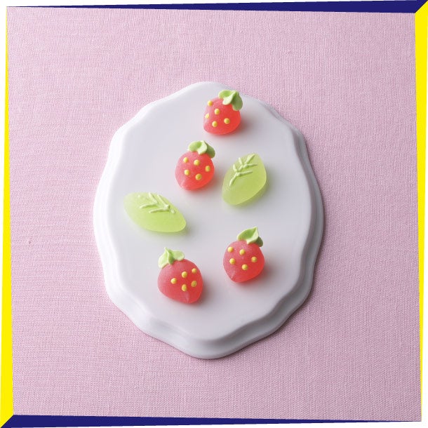 ＜俵屋吉富＞糖蜜ボンボン「いちご」972円（12個入）