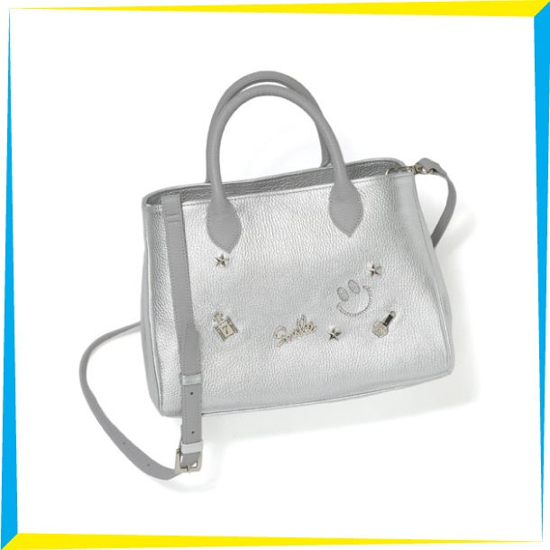 銀座三越先行販売 ＜サロン・ド・アルファード＞バッグ 74,800円　※店頭販売開始日：1月26日(水)　　※一般販売日：3月3日(木)