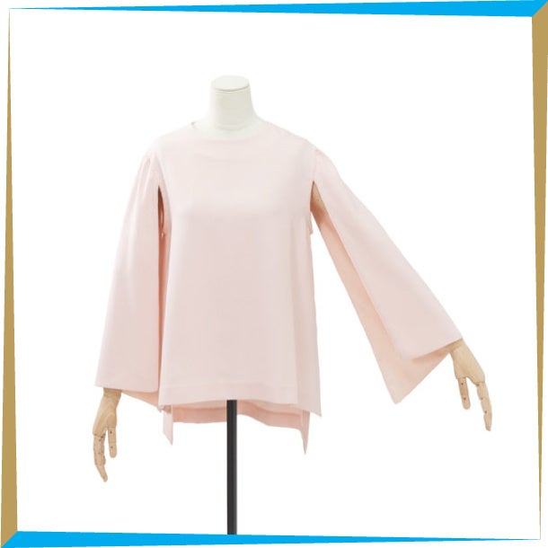 ＜SATOKA（サトカ）＞ブラウス　19,800円　※銀座三越限定カラー＜ピンク＞は、お一人さま1点のご購入とさせていただきます。