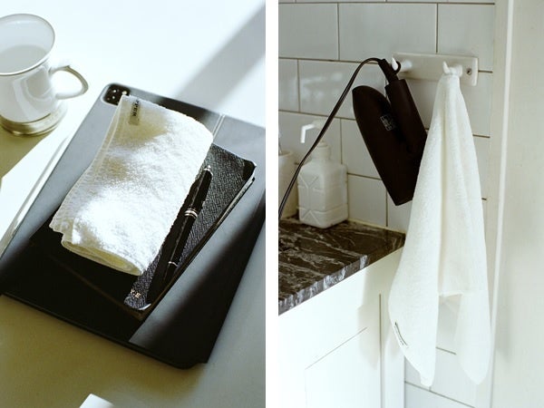 （左）＜Échapper／エシャぺ＞ミニタオル¥6,600 （H37.5×W34cm ／リネン93%、コットン7%）・（右）＜Échapper／エシャぺ＞フェイスタオル ¥11,550（H75×W34cm ／リネン93% 、コットン7%）