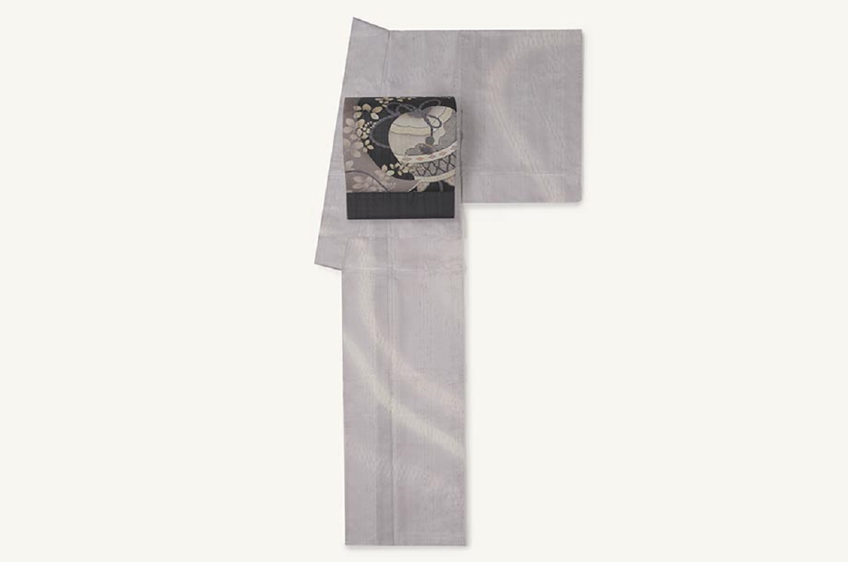 洗練されたセンスで選んだリユース着物や帯を揃える〈洒落きもの 助六〉。