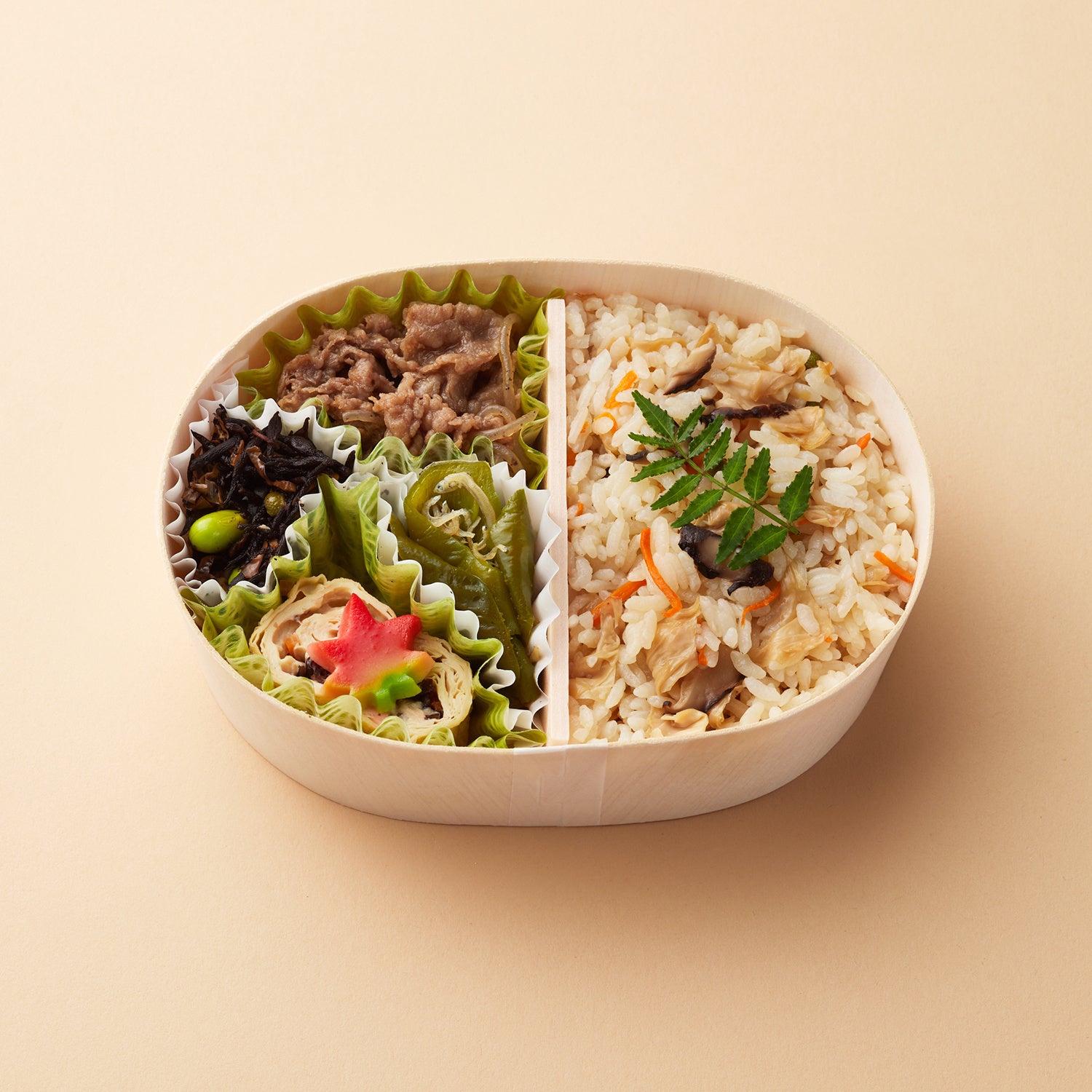 〈ゆば庄〉 湯葉の彩り弁当　 1,080円