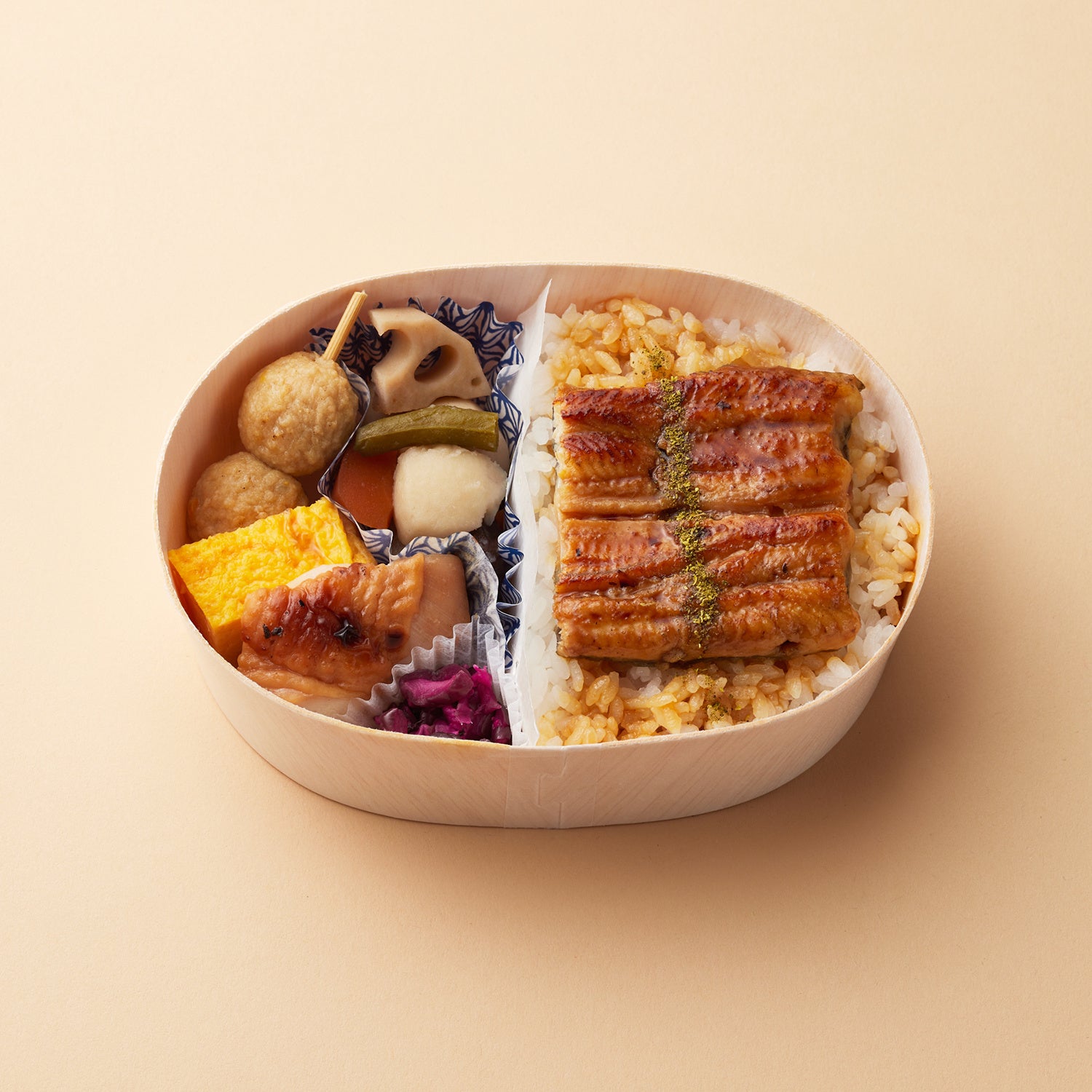 〈ての字〉 秋の鰻弁当 1,512円