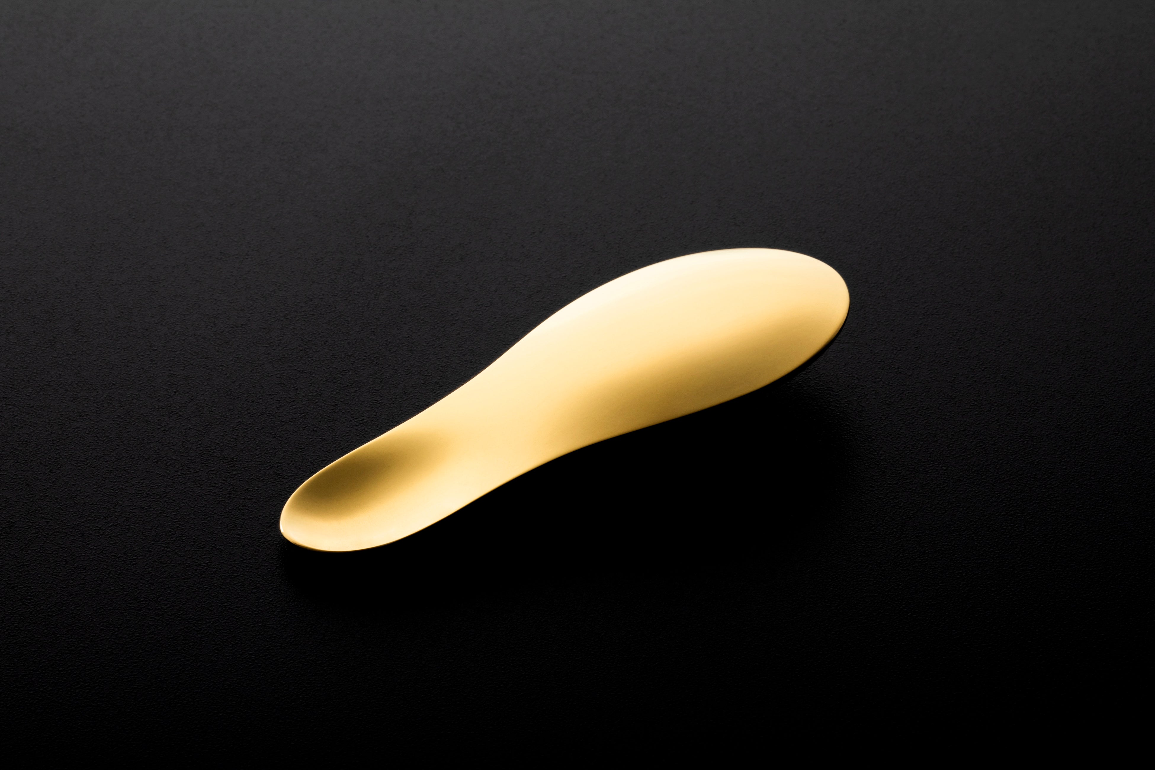 K24 ベビースプーン  825,000円 （38g／約長さ7.0×幅3.0cm） ※持ち手部分には名入れ可能 （別途33,000円かかります）