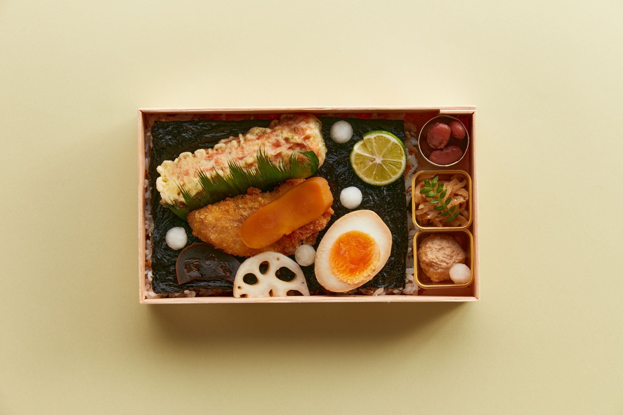 〈青柳〉 極上のり弁青柳仕立て3,456円(1折) 12月7日(水)～14日(水) 各日10点限り