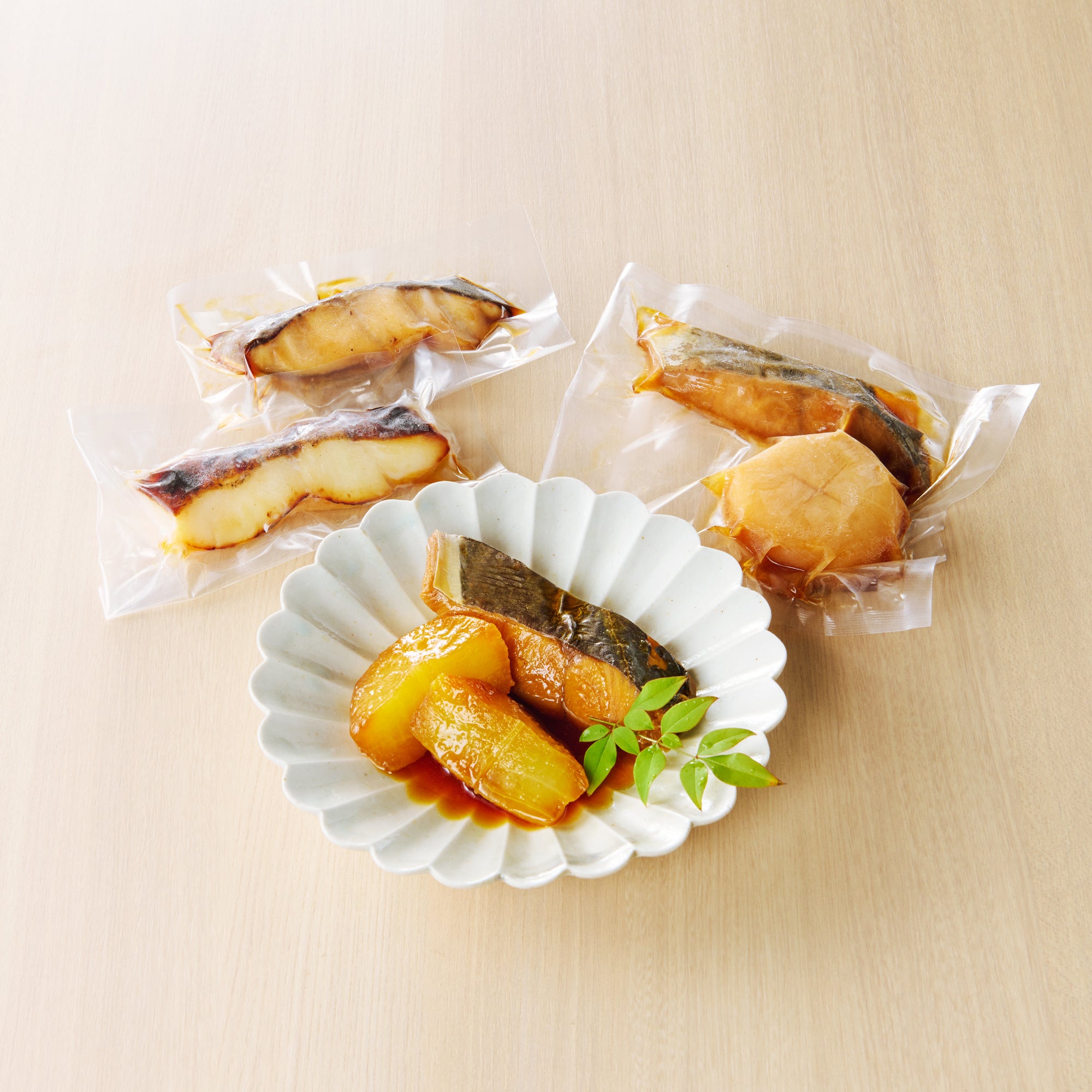 フラワーです。 銀製 三越 鶏置物 （楽天市場】鶏の置物の通販）