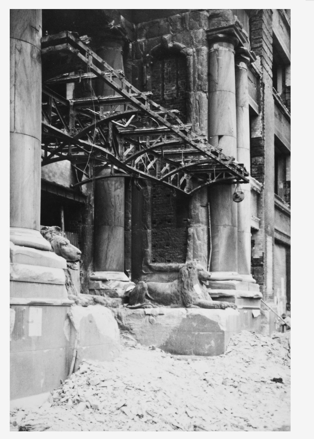 三越伊勢丹ホールディングス