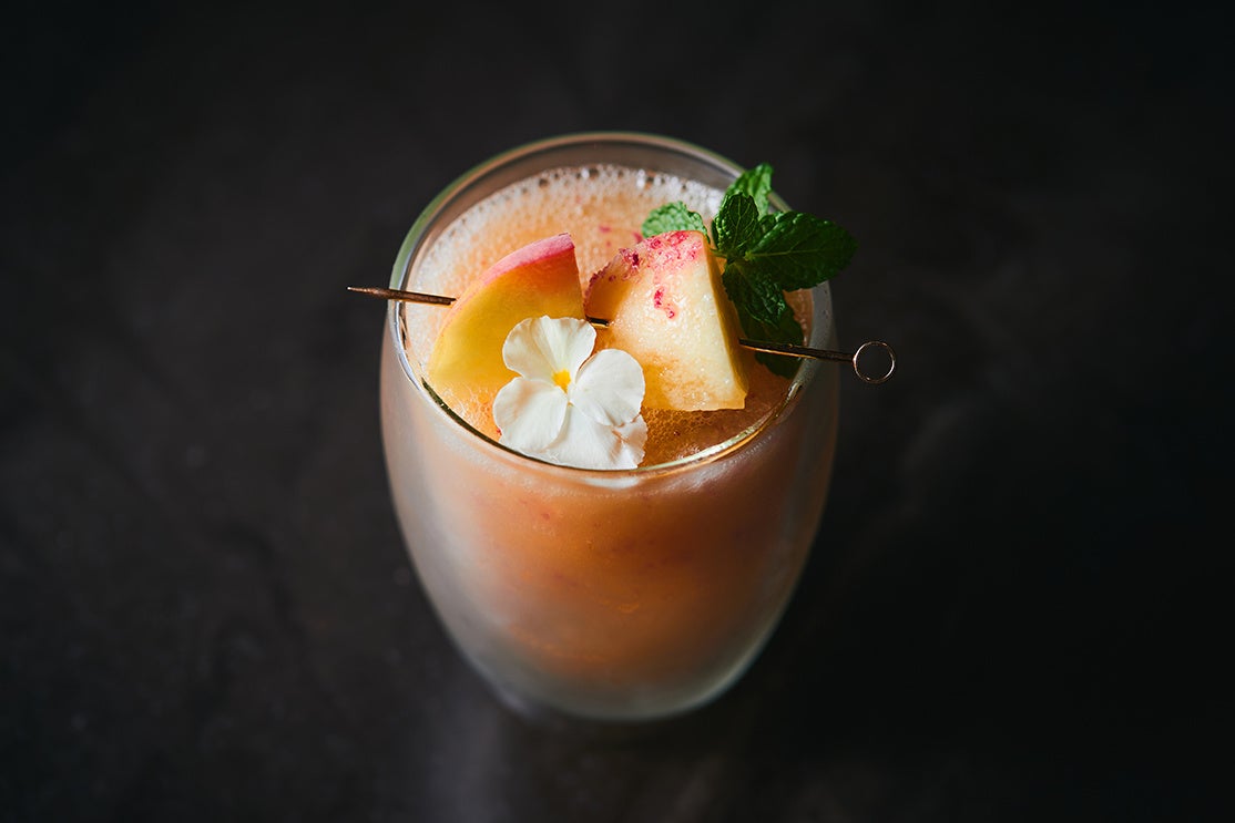 まるごと桃のフローズンダイキリ