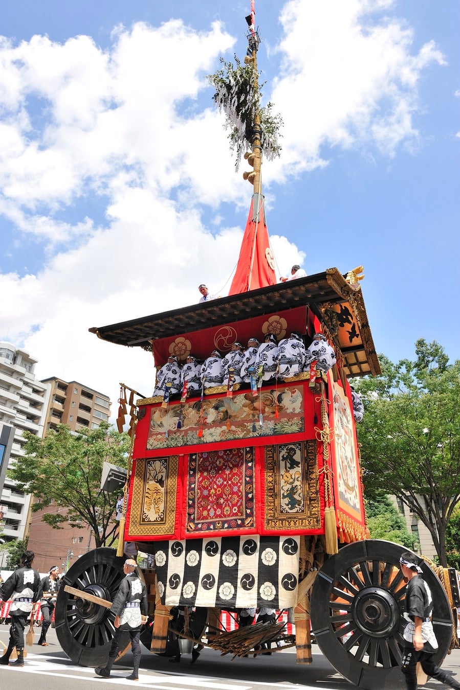 祇園祭山鉾巡行(前祭)函谷鉾