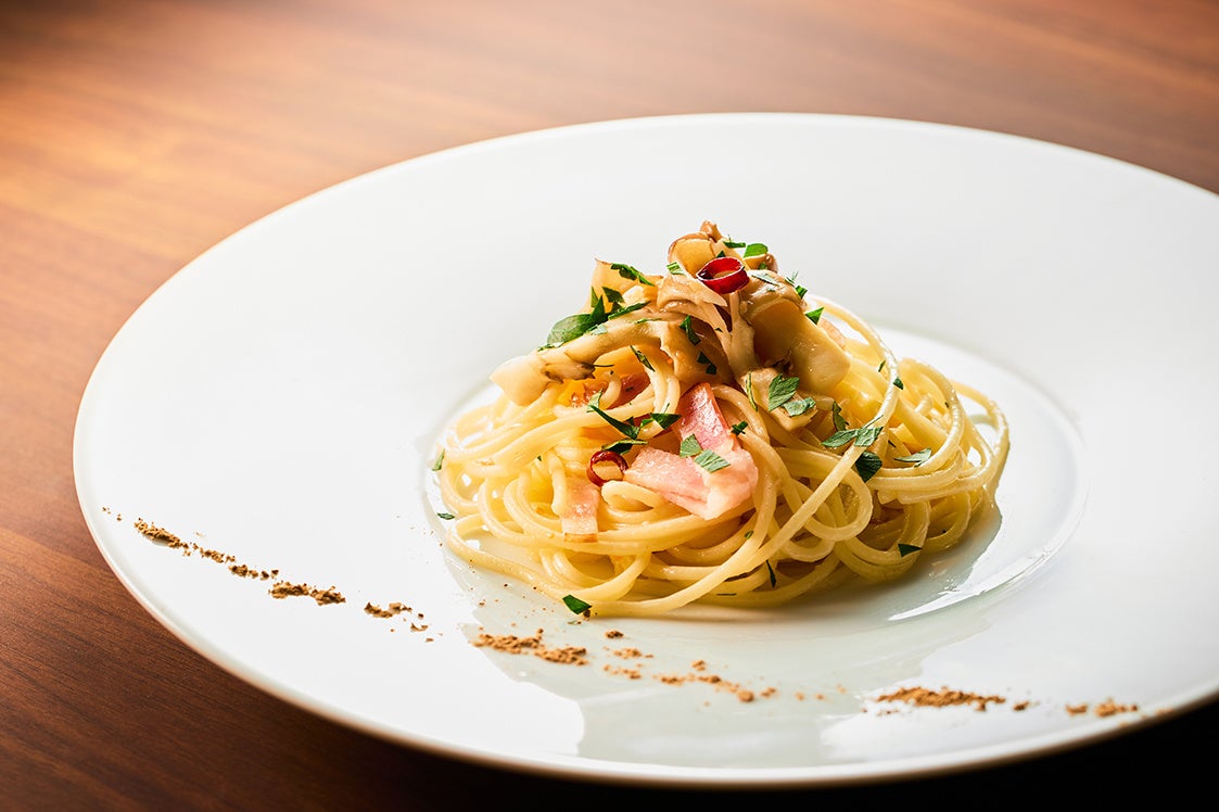 キノコとベーコンのペペロンチーノ