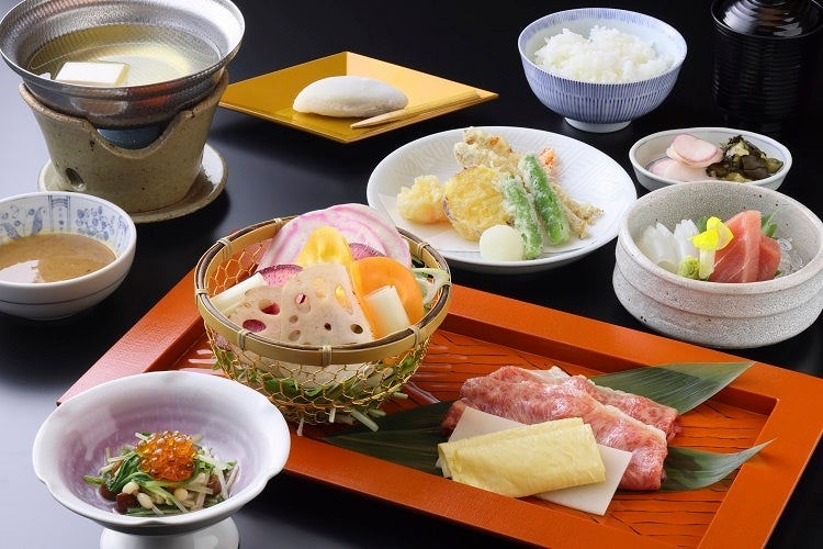 「日本料理 おおみ」 『近江牛と根菜しゃぶしゃぶランチ』（イメージ）