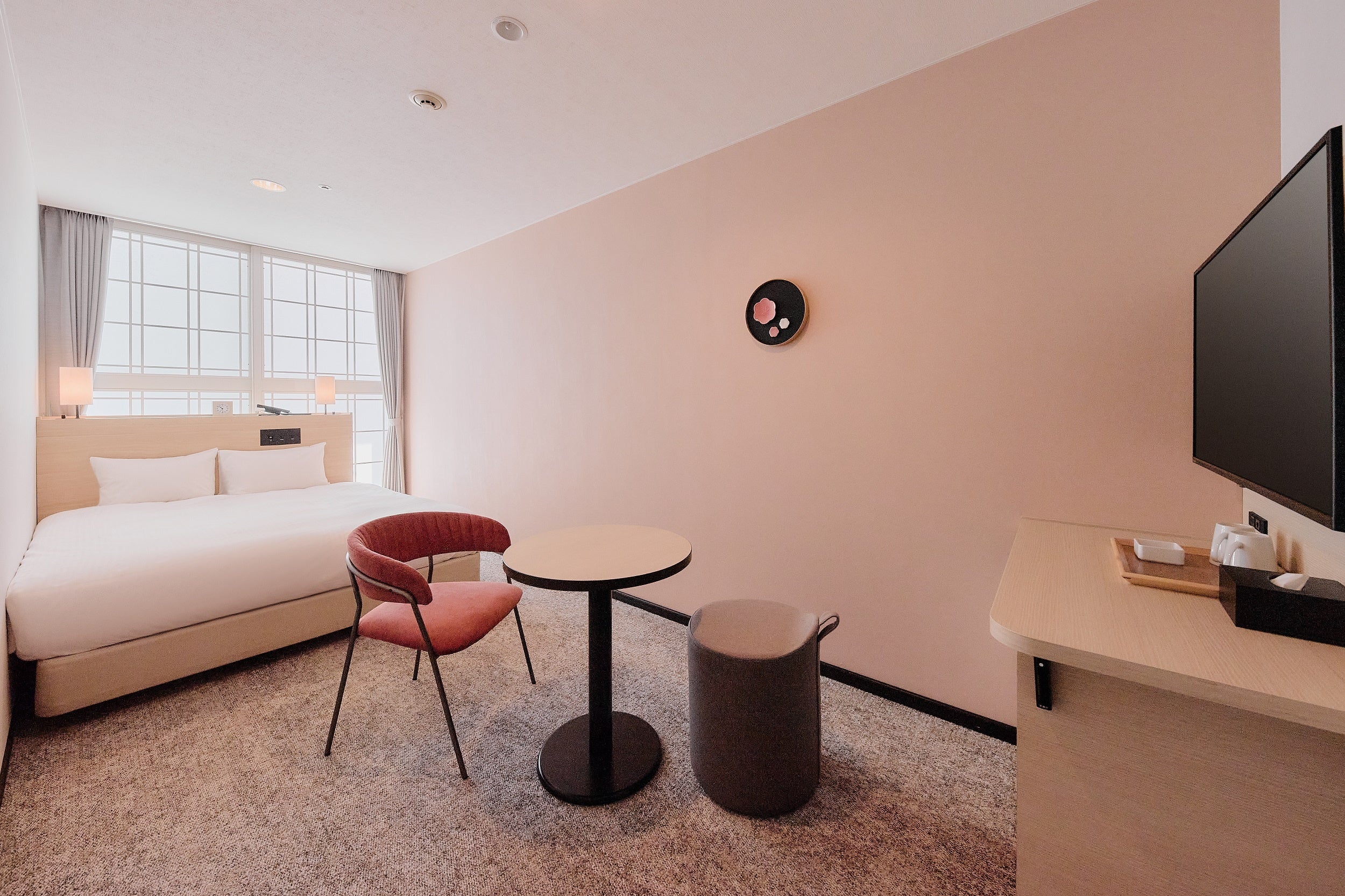 「ダブルルーム」（16～20平米／定員2名）