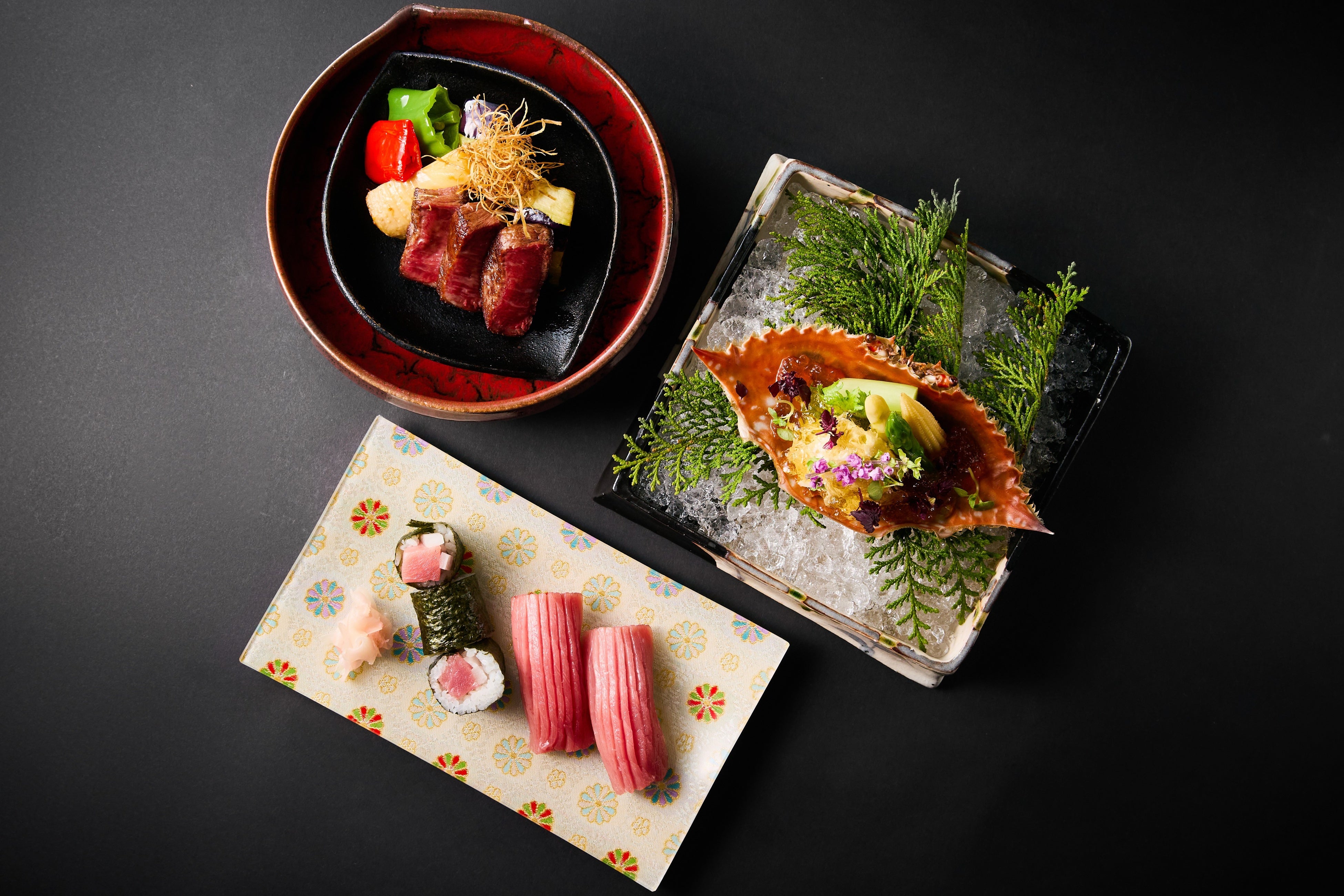 鮪・渡り蟹・牛会席