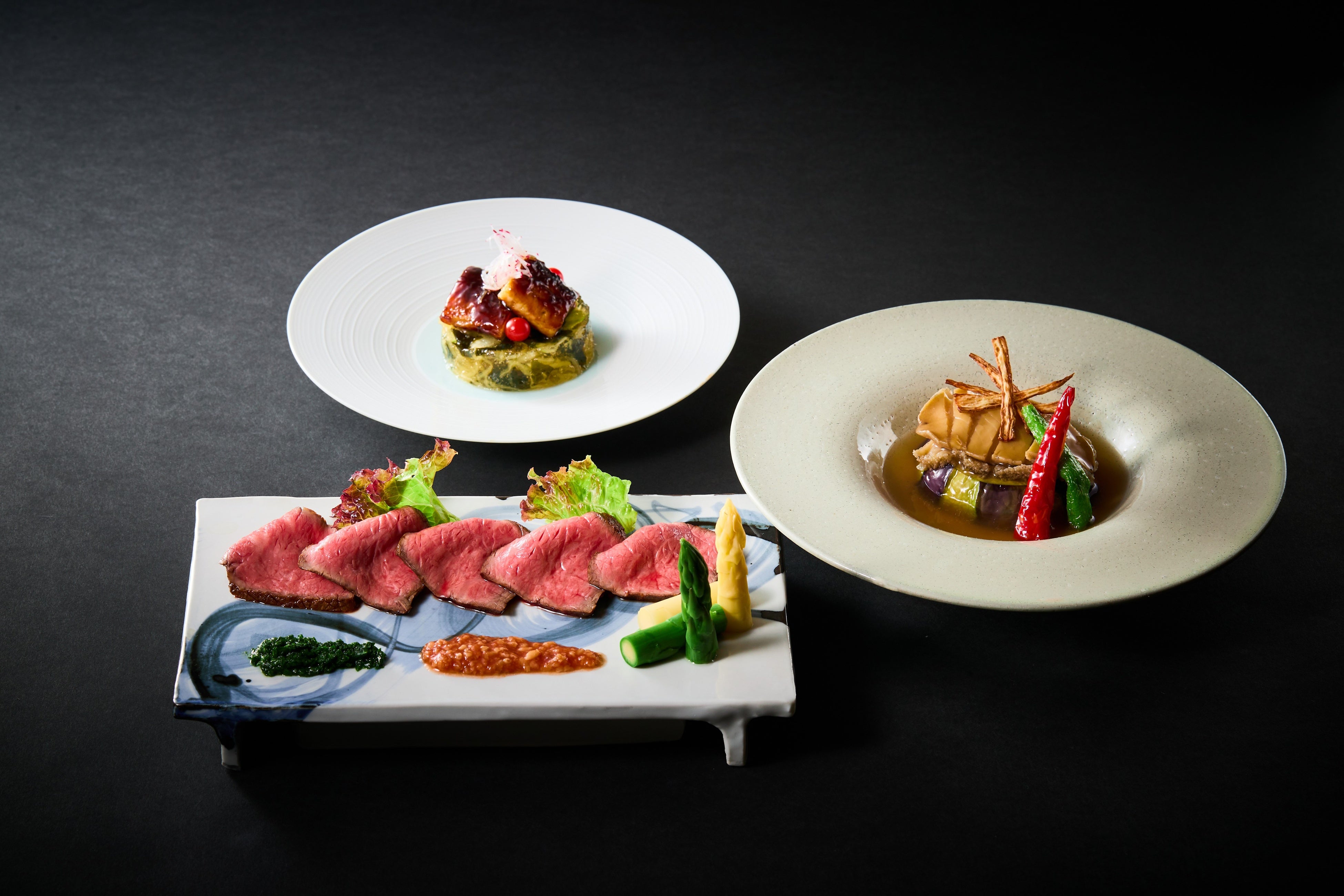 鰻・鮑・牛会席