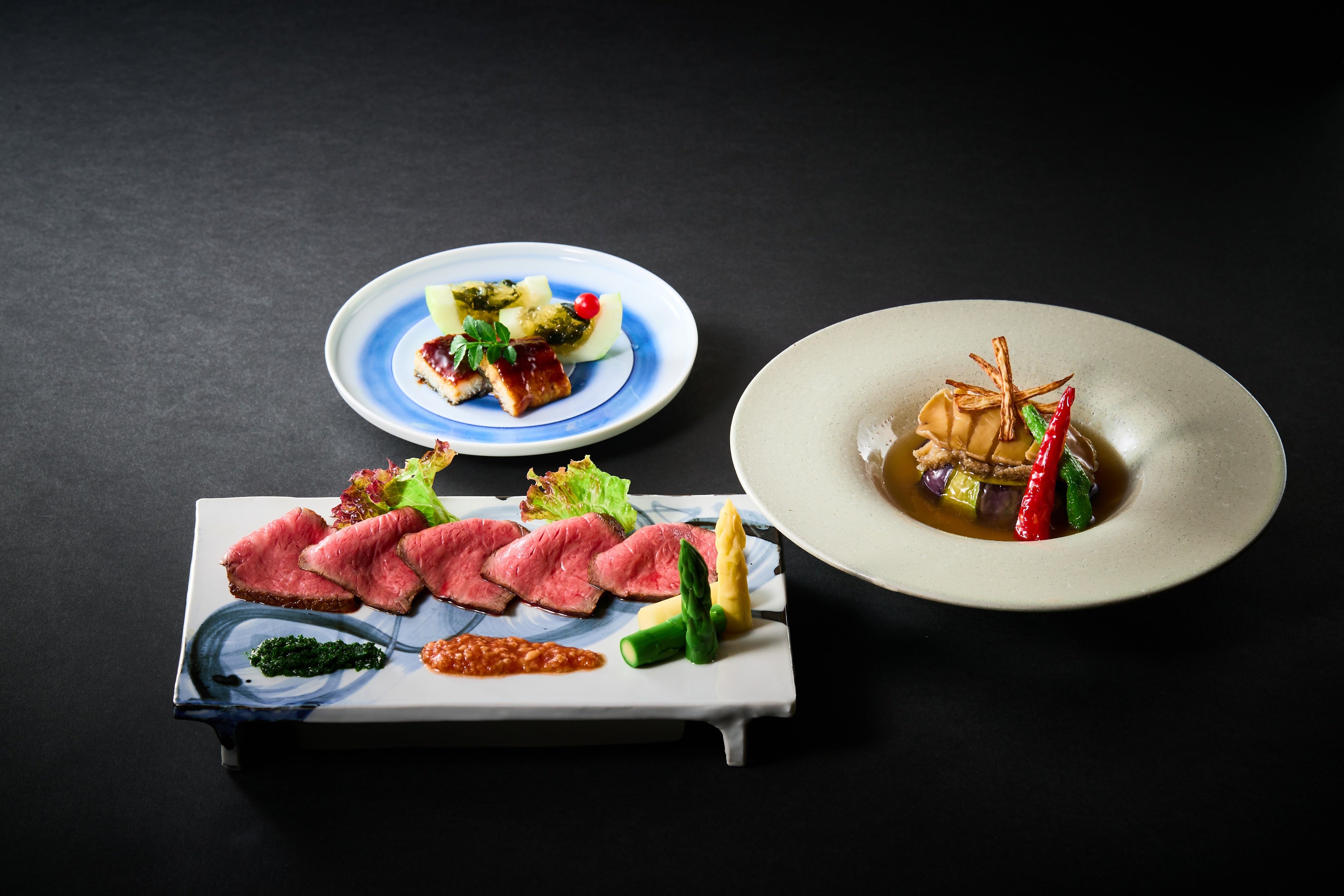 鰻・鮑・牛会席