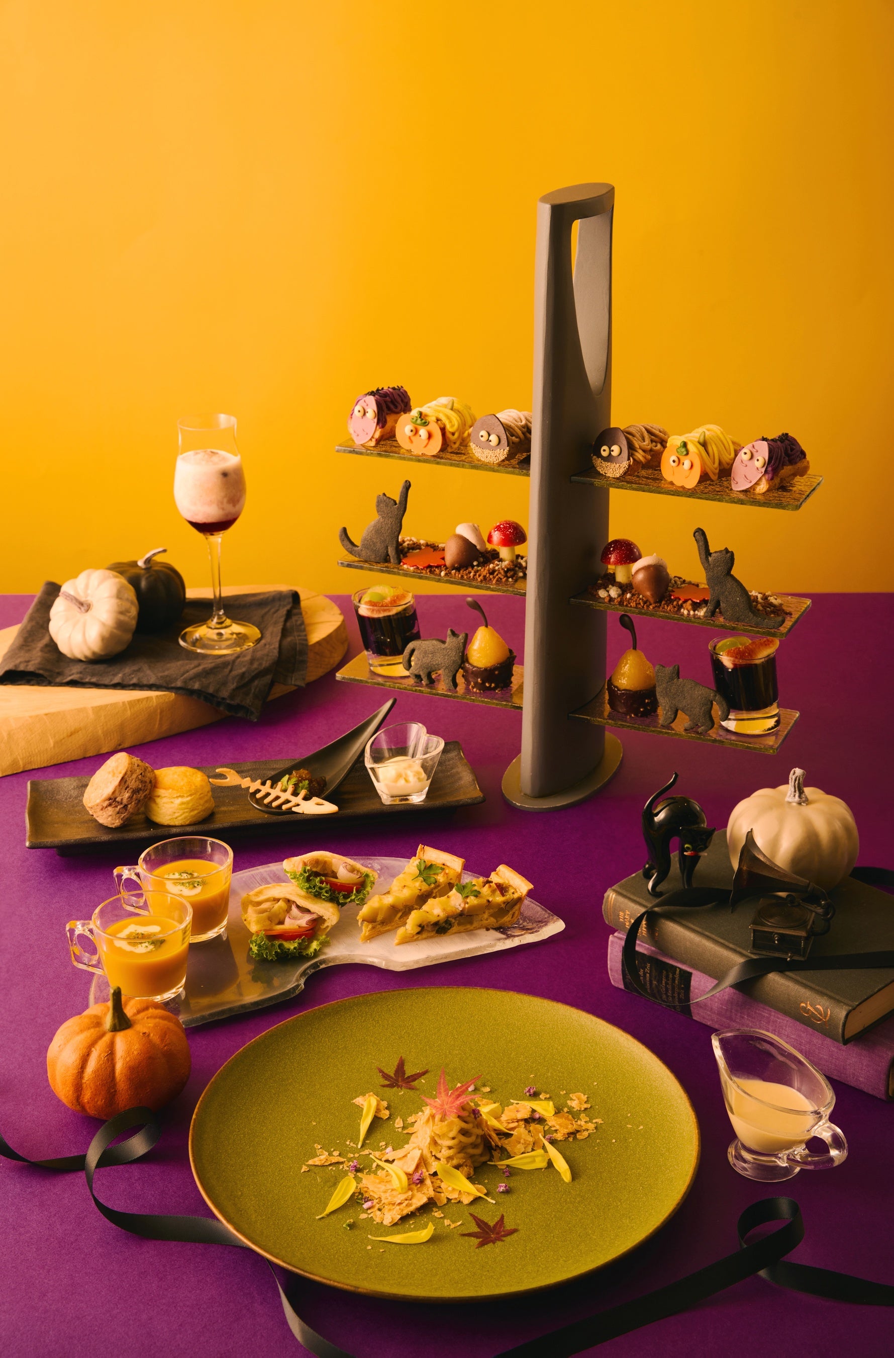 芋栗南瓜アフタヌーンティー～実りの秋のおいしい時間～(ハロウィンVer. 縦)