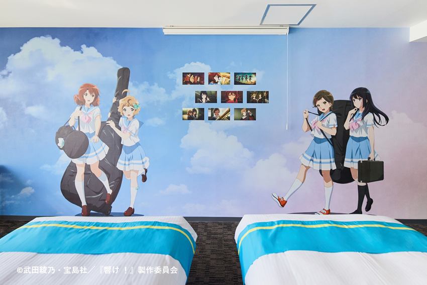 描き下ろしの4人のキャラクターとともにステイ