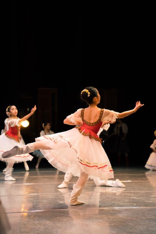 スタジオマーティ・芦屋バレエスクールの発表会が決定!心躍るバレエの舞台。 スタジオマーティ・芦屋バレエスクールの発表会が決定!心躍るバレエの舞台。