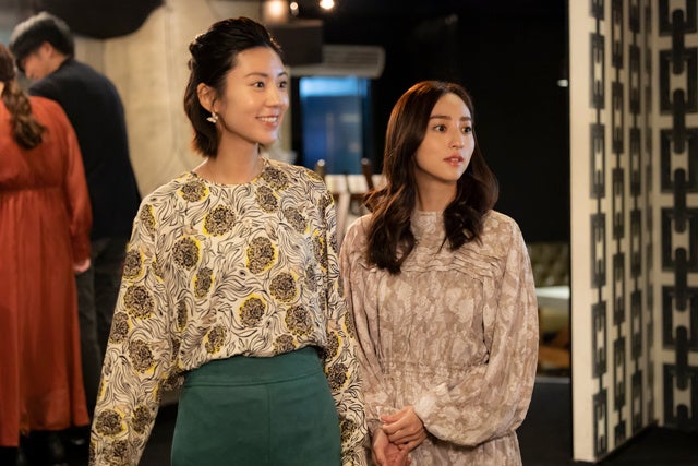 （左から）渡辺早織、堀田茜