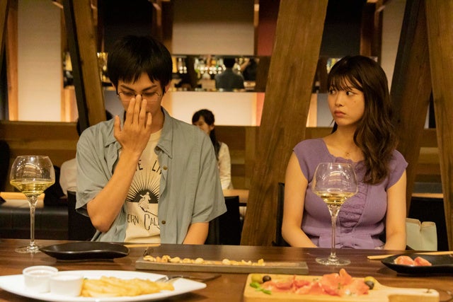 （左から） 神尾楓珠、馬場ふみか （C）秋★枝 集英社・2022 映画「恋は光」製作委員会