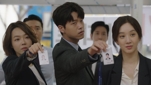 （左から）イ・サンヒ、チョン・ソンウ、チョン・リョウォン （C）Jcontentree corp. all rights reserved