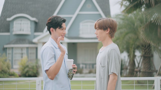 （左から）トッド･パナポン･カイセン、 チェック･ワチャラウィー･ケウプーンシー （C）9 NAA PRODUCTION COMPANY LIMITED