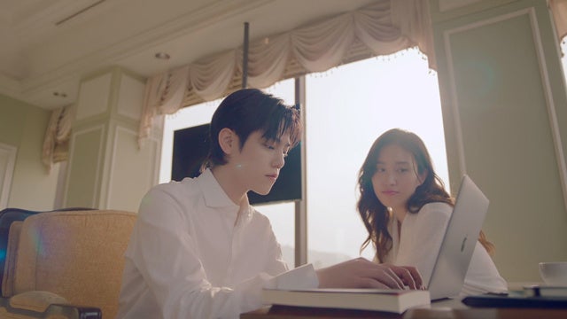 (左から)チャ・フン(N,Flying)、イ・ウンビ (C)HEARTPEOPLE