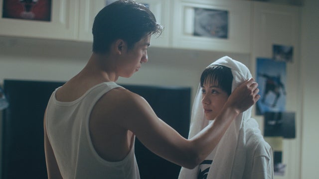 (左から)シュー･グァンハン、ヤオ･アイニン （C）2018 Videoland Inc., All Rights Reserved.