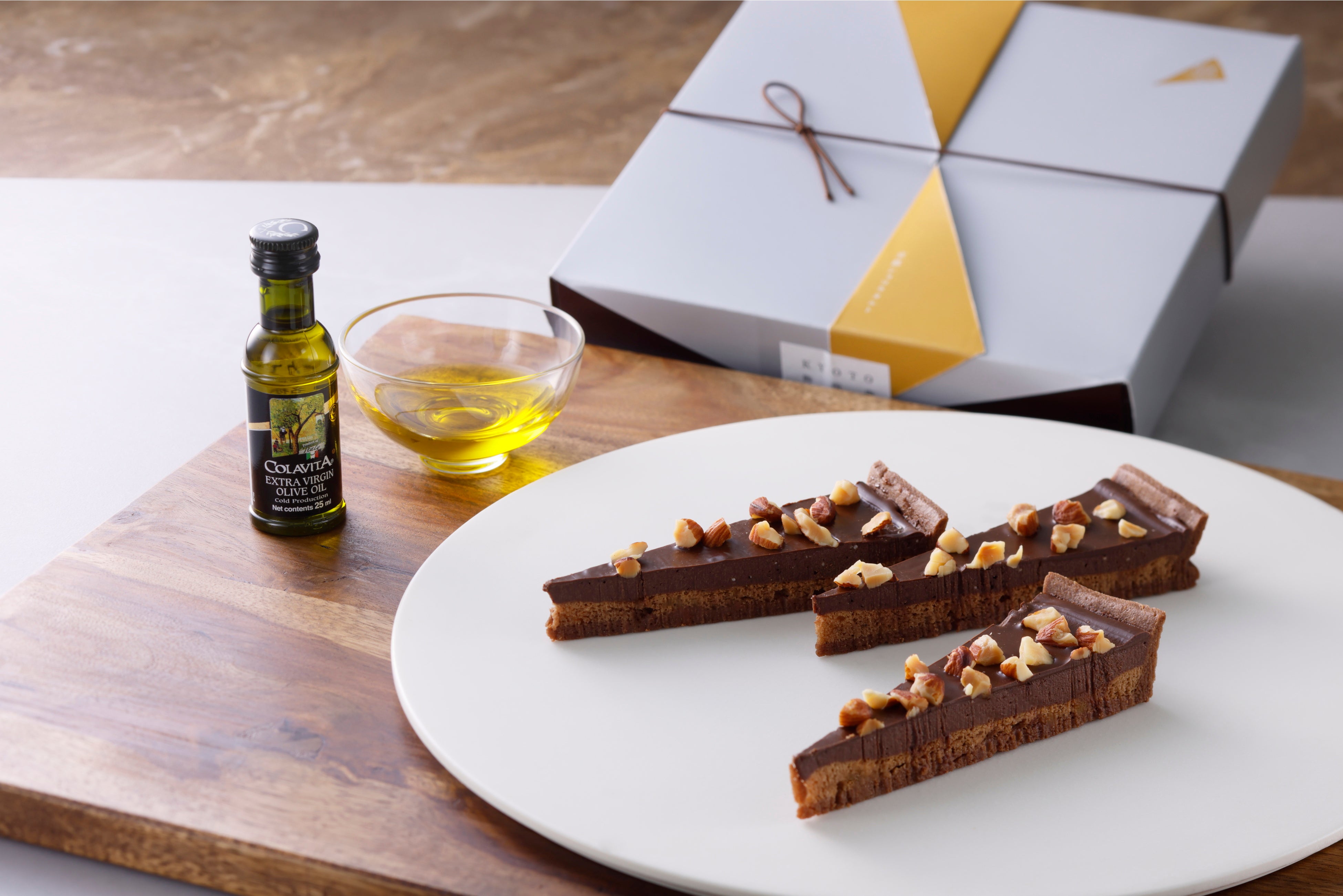 「アンリ・シャルパンティエ」 の 関東エリア限定商品 「京都 ショコラタルト 」