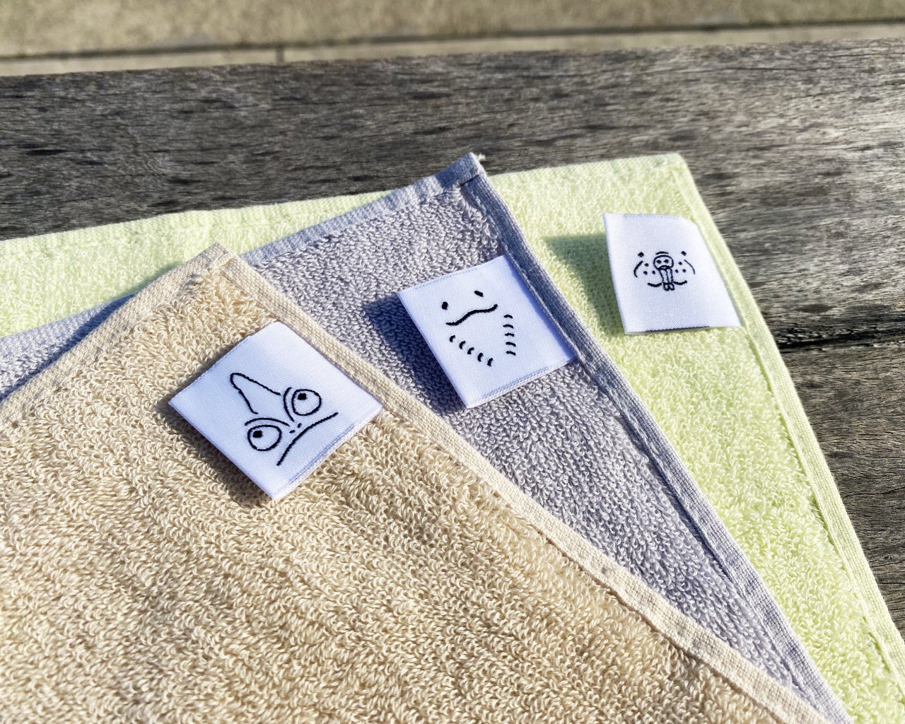 裏面の織ネームにも注目！