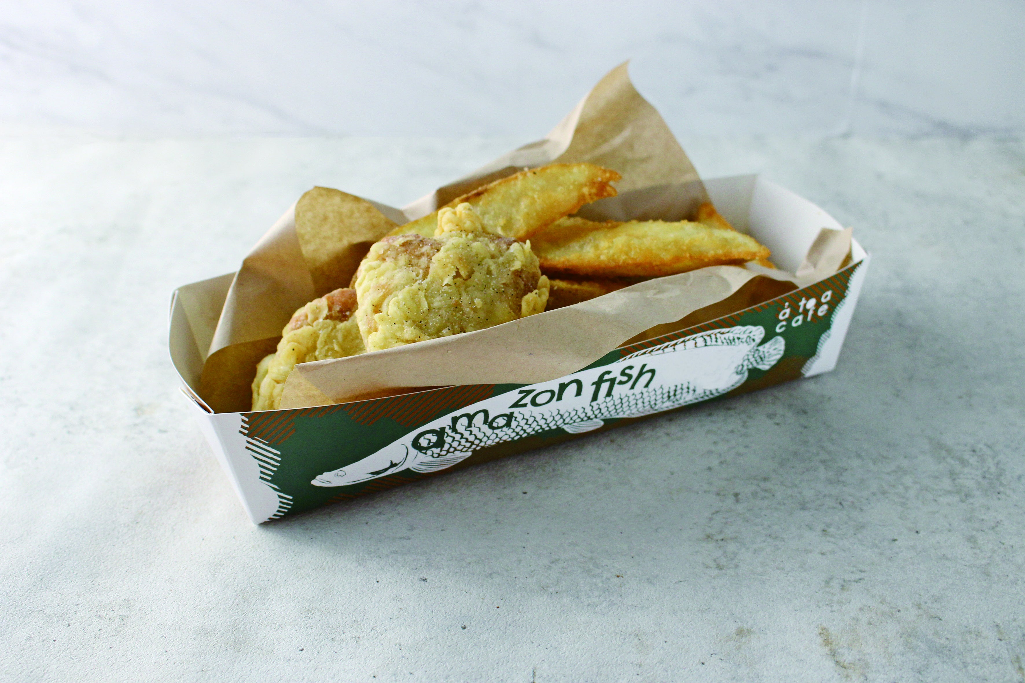 ピラルク△フィッシュ＆チップス