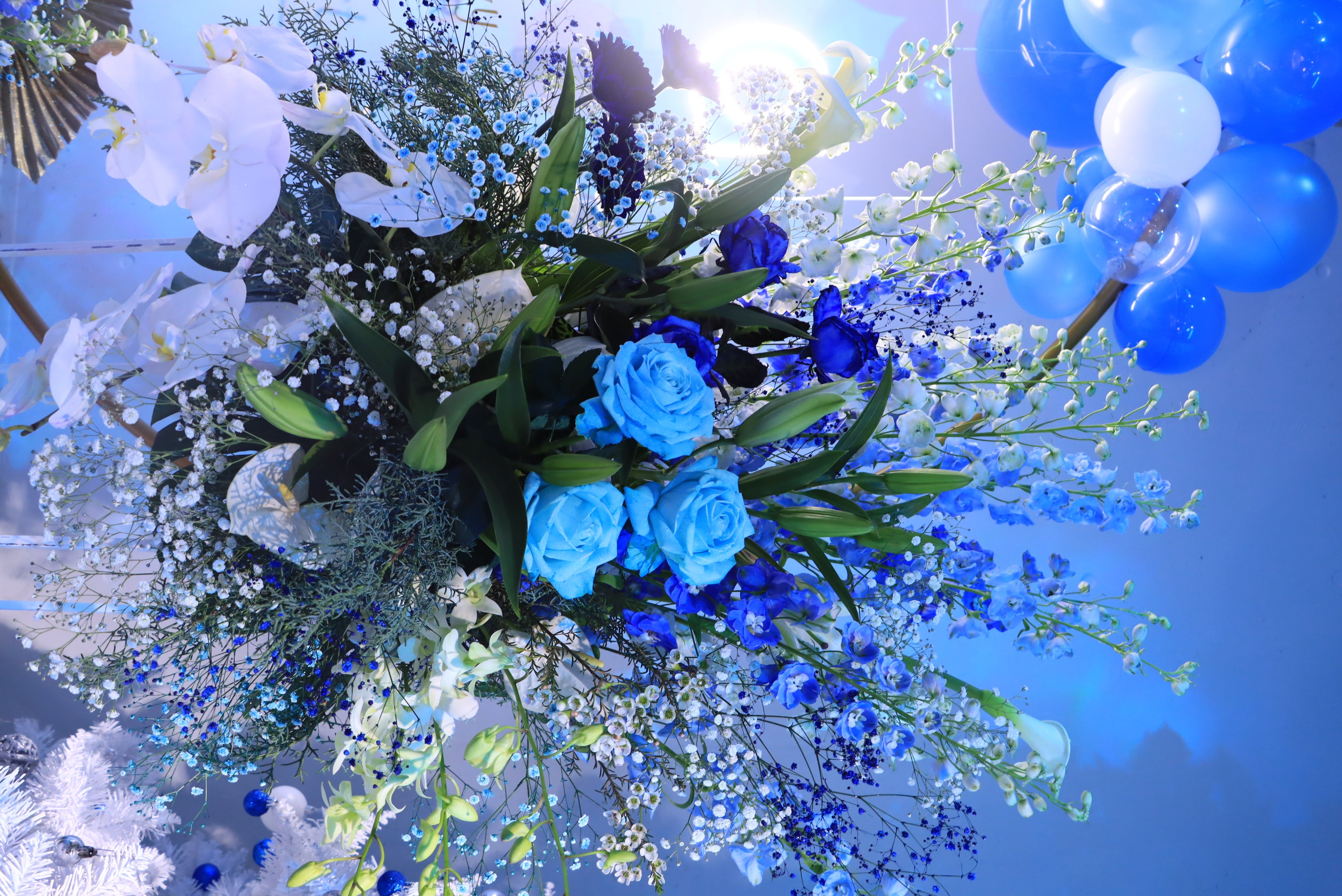 アトアをイメージしたカラーのフラワーアート