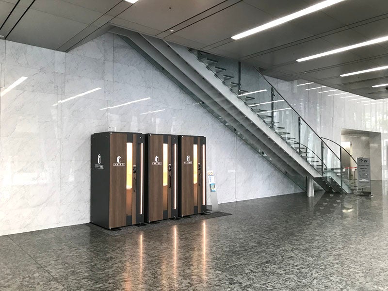 パブリック型設置例（大阪御堂筋ビル）