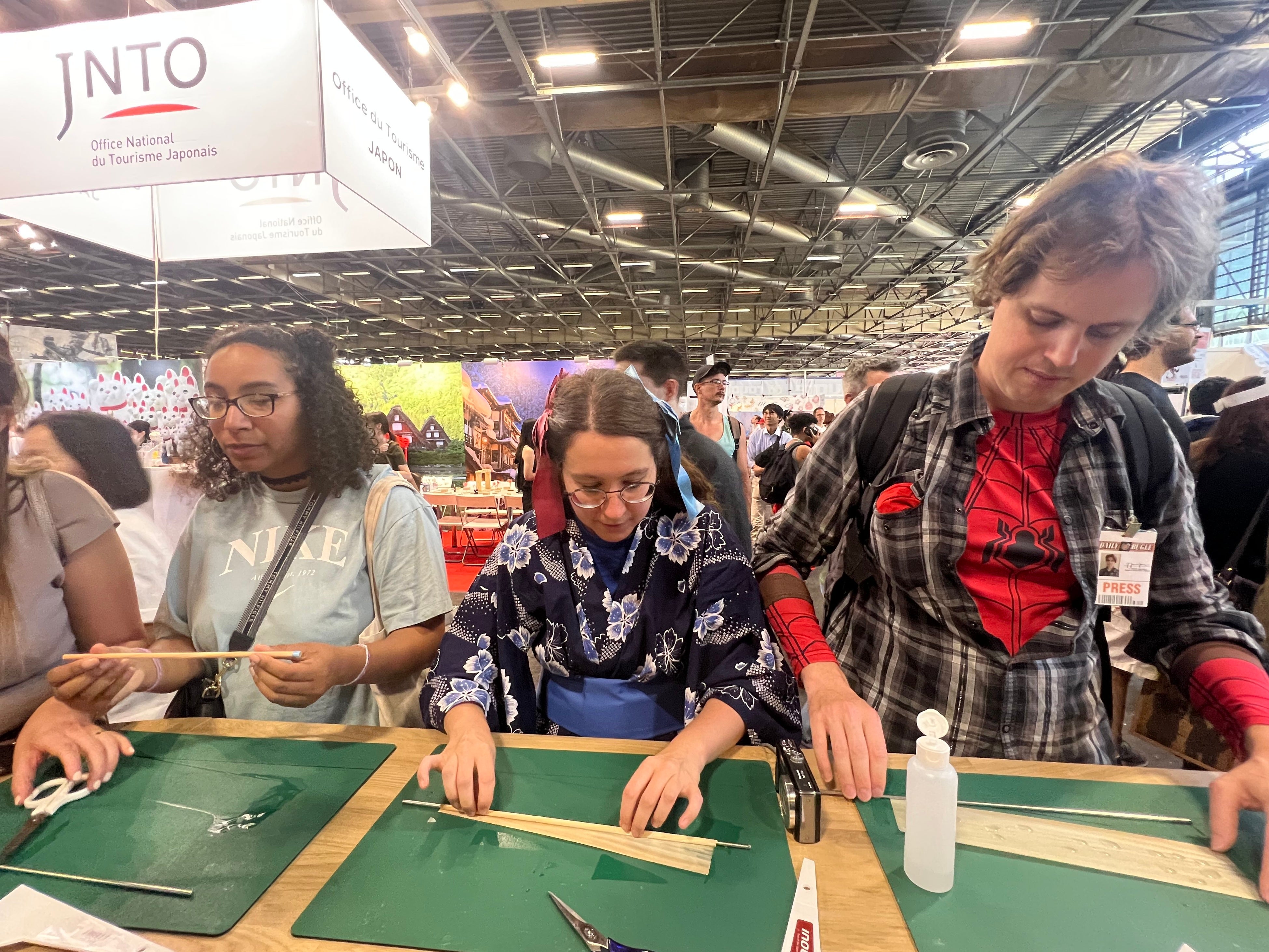 フランスJapan EXPO開催した「木のストロー手づくり体験会」