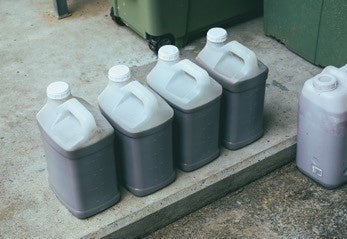 町内生産者の農業利用向けの液肥タンク(10ℓ)　　RISE&WIN工場内