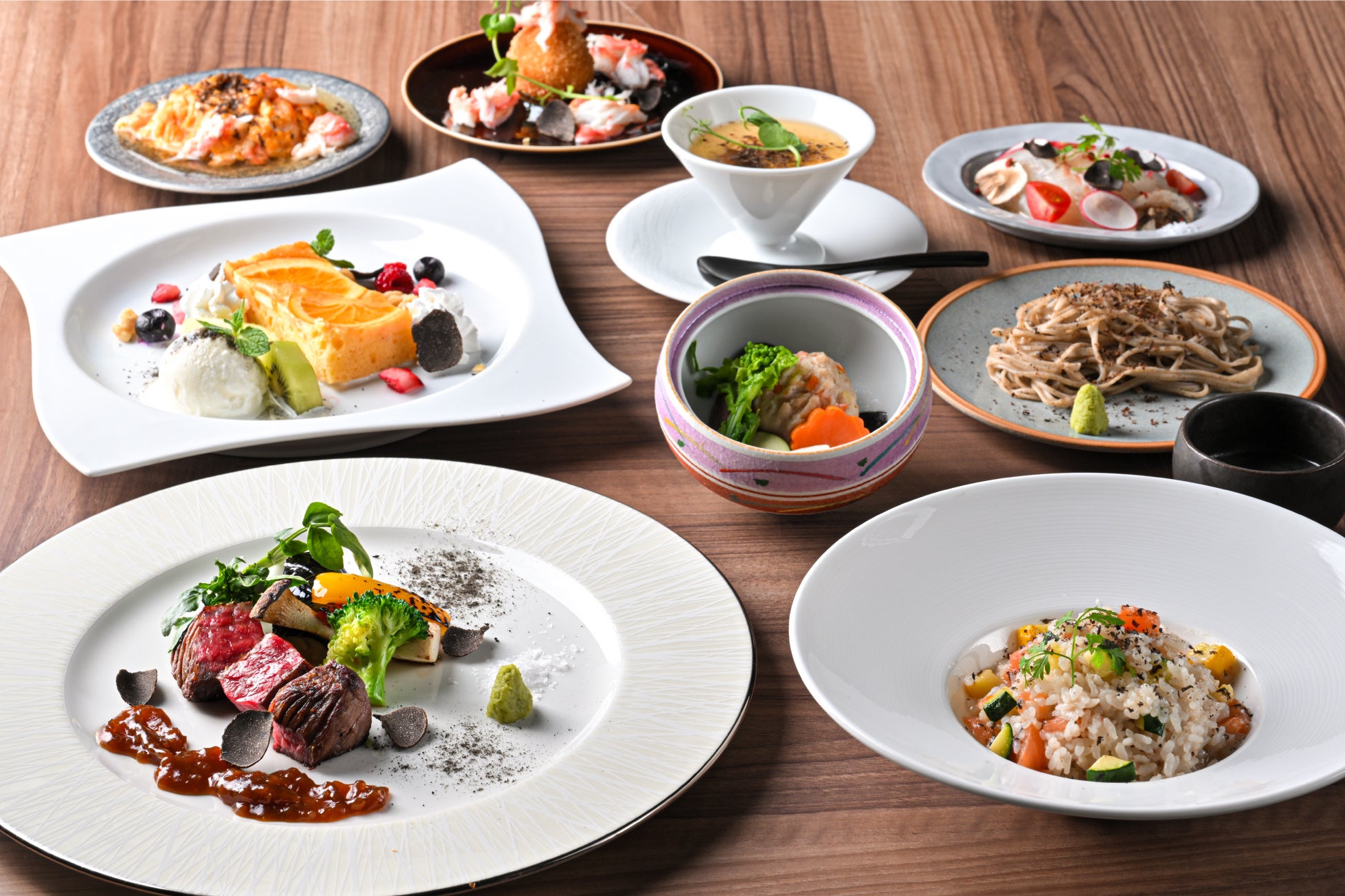 コース料理「SHIRO」9,900円（税込）