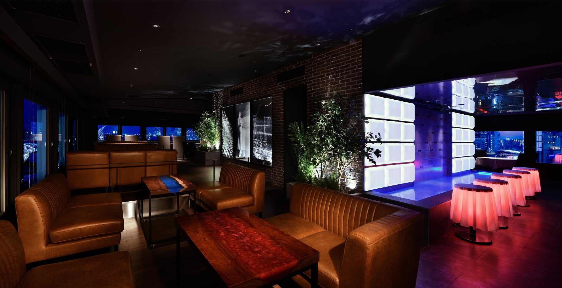 神戸ベイエリアの夜景を一望できるホテル最上階レストラン