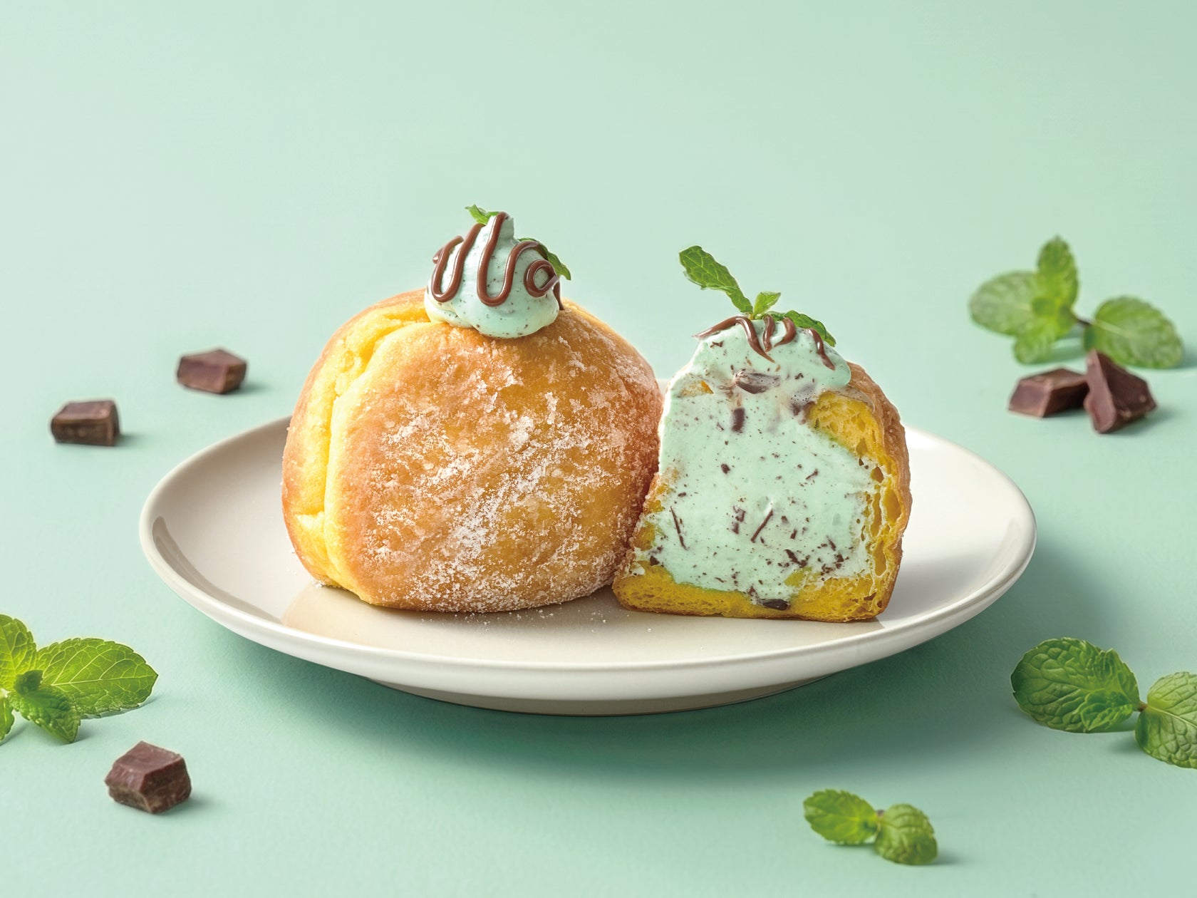 UNI DONUTS、横浜ベイクォーター20周年記念の限定「チョコミント」生ドーナツを販売