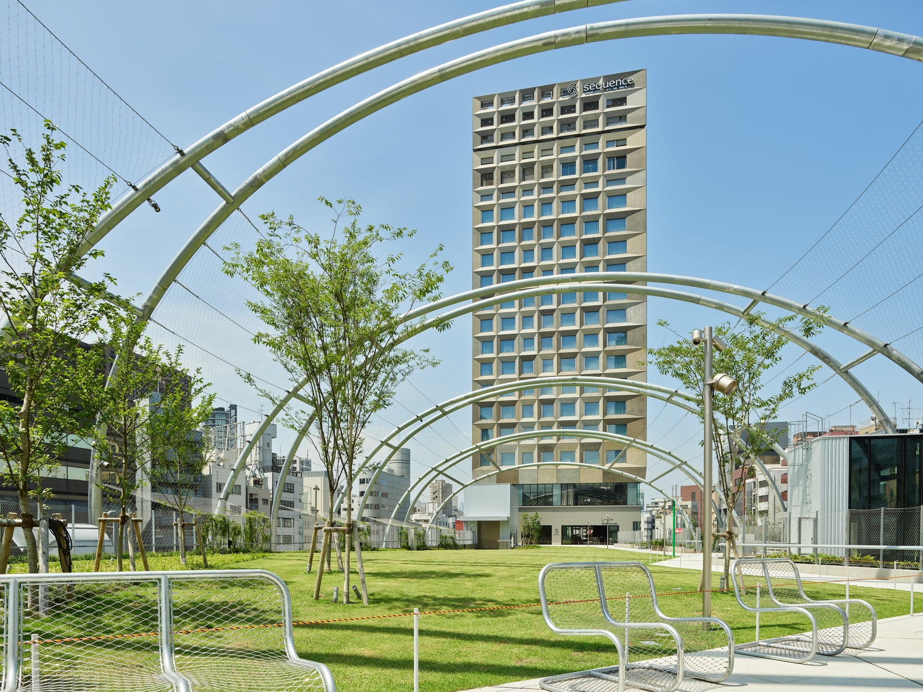 sequence MIYASHITA PARK (外観)