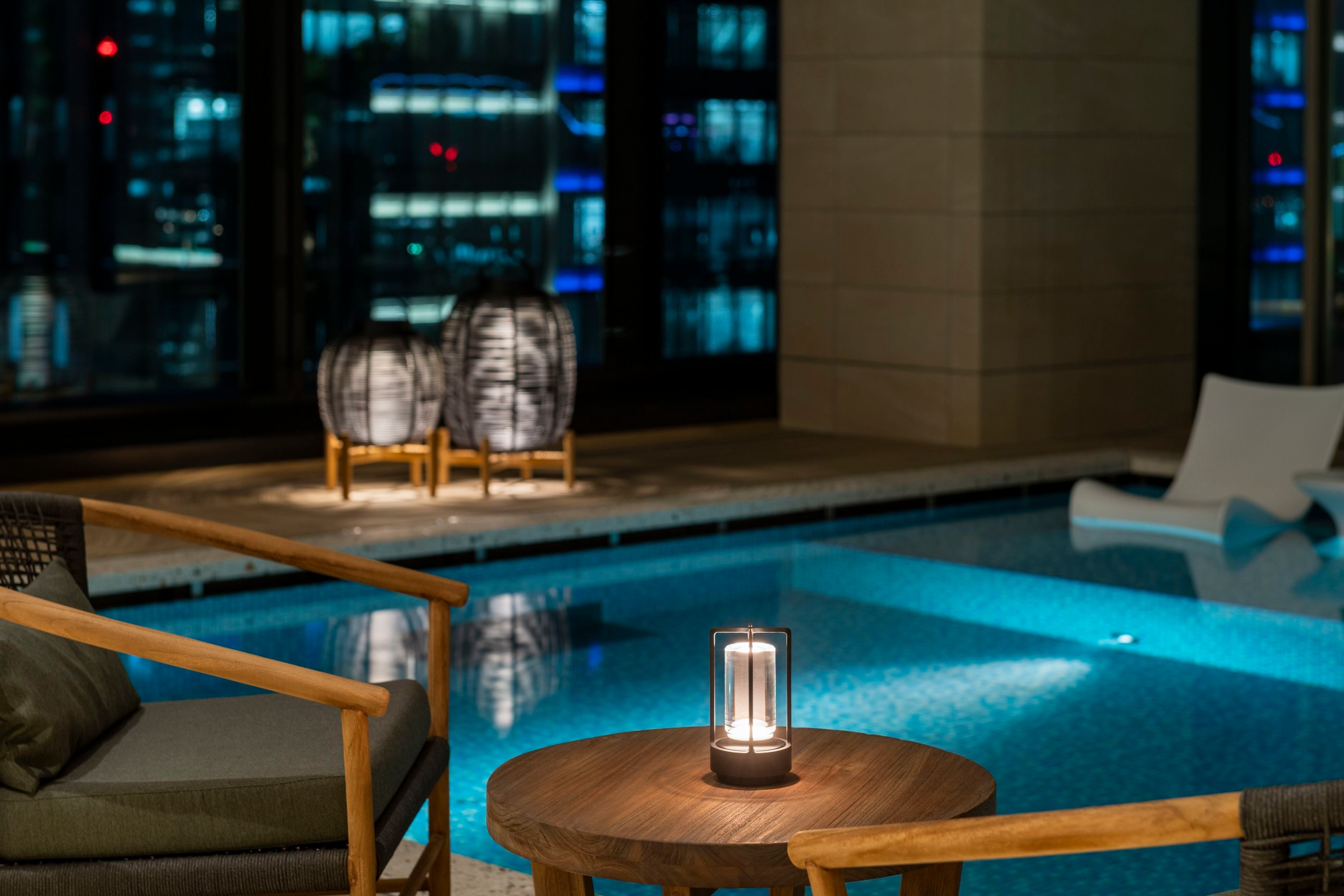 横浜みなとみらいプレミア　スカイプール ラ マグノリア