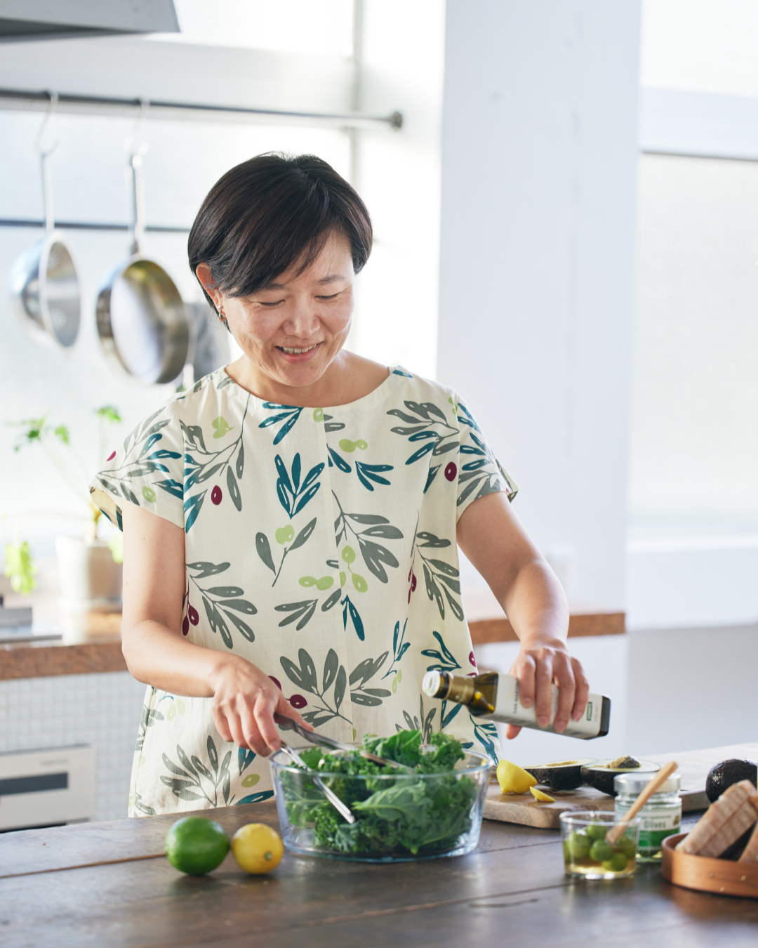 4月19日発売予定：かむり　オリーブ