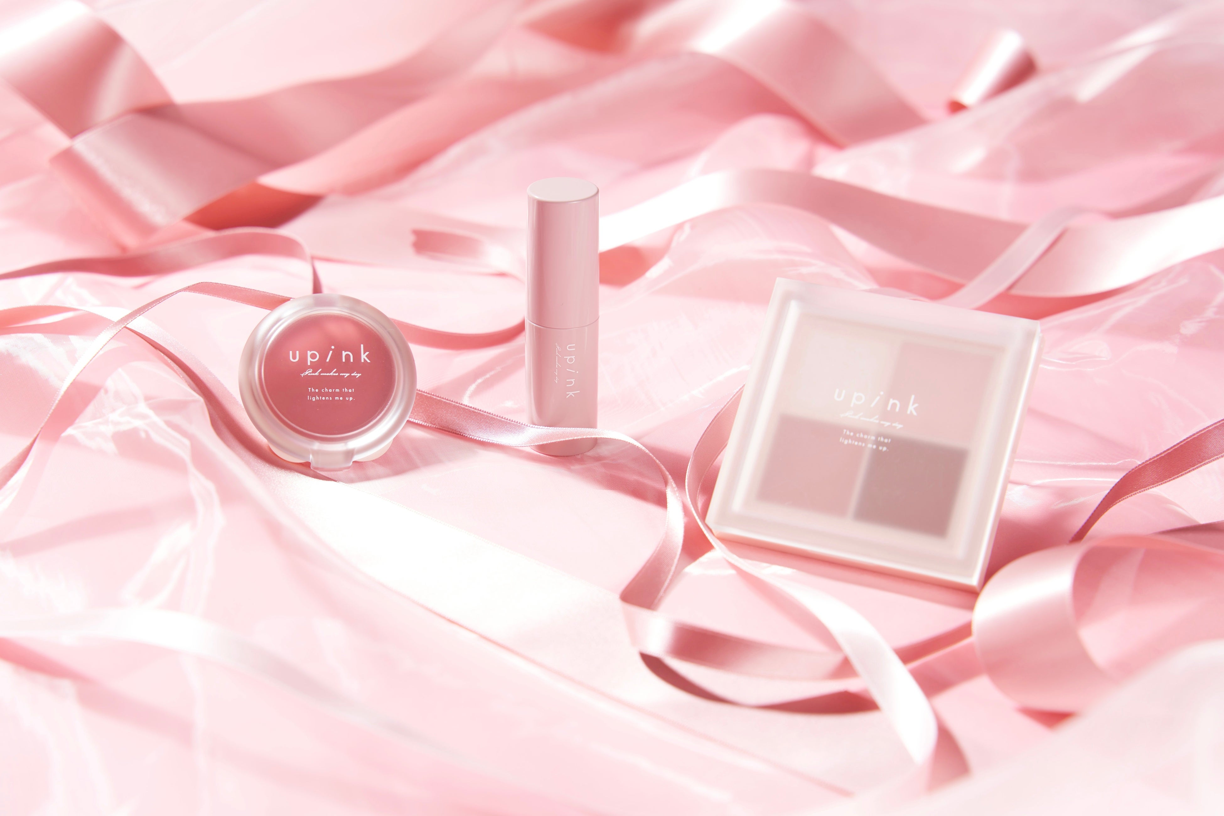 柏木由紀プロデュースコスメブランド「upink」の大人気アイテム