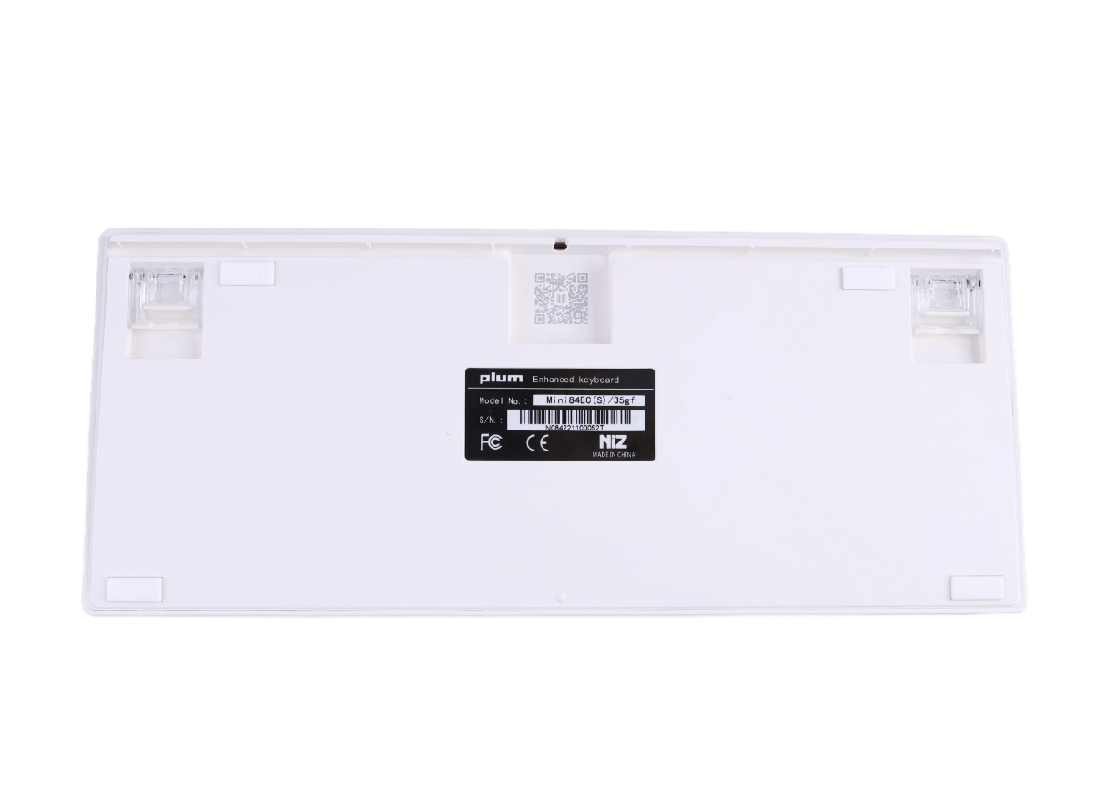 日本で待望のニューリリース！NIZからミニサイズの静電容量無接点