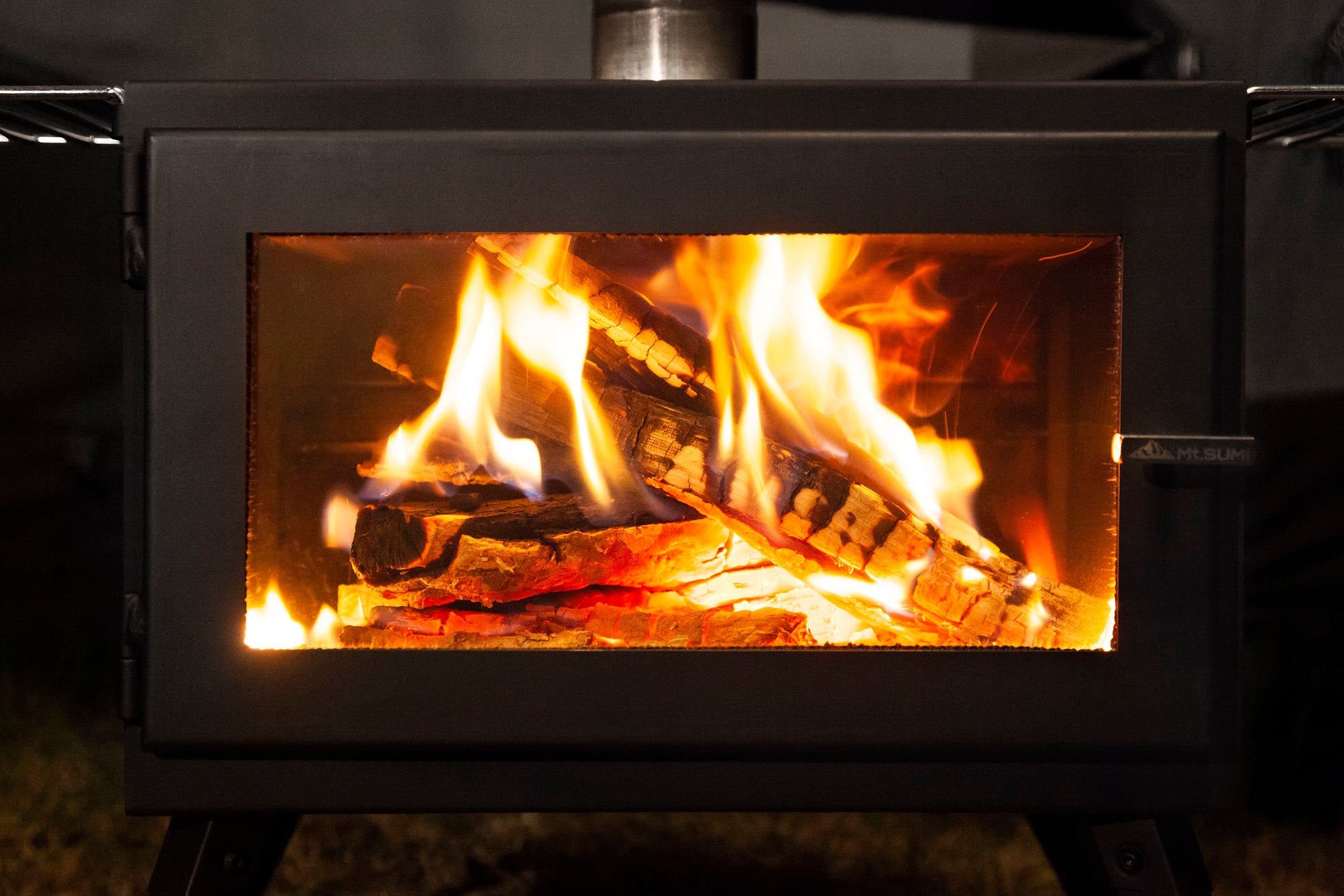 前年度は発売日当日に在庫分完売 Mt Sumiの人気ギア アウトドア薪ストーブ 3種 9月1日 木 発売 株式会社 Mt Sumiのプレスリリース 前年度は発売日当日に在庫分完売 Mt Sumiの人気ギア アウトドア薪ストーブ 3種 9月1日 木 発売 株式会社 Mt Sumiのプレスリリース