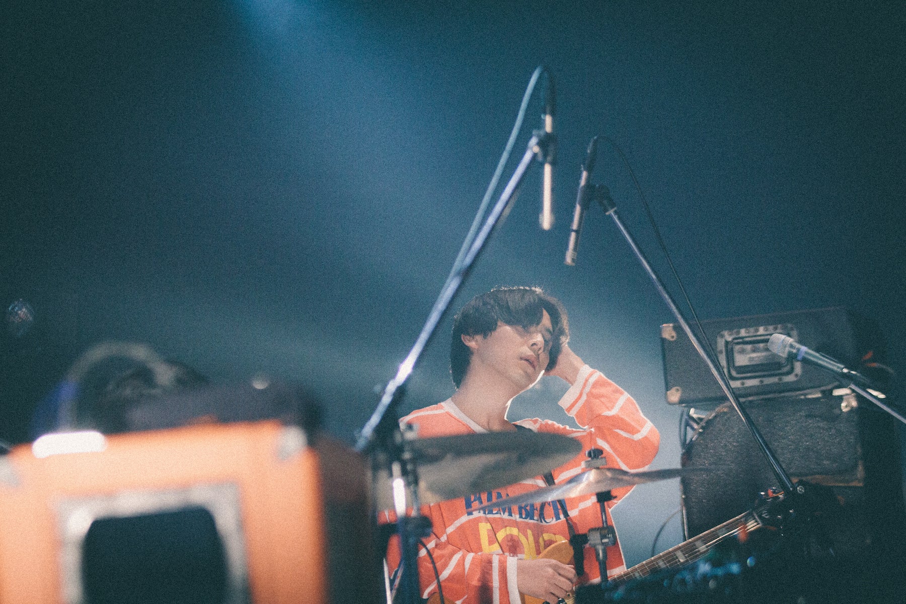 嘉本康平 (Gt)©ERINA UEMURA