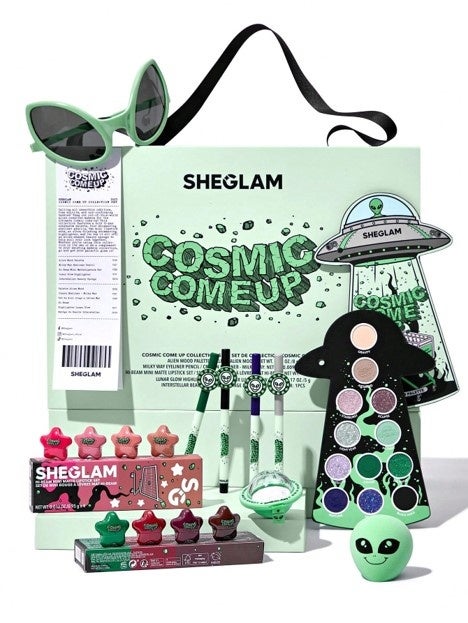 シーグラム　SHEGLAM フルコレクション　コスメセット　まとめ売り 発売から3週間で累計販売個数7万6000個を突破！「HARRY POTTER
