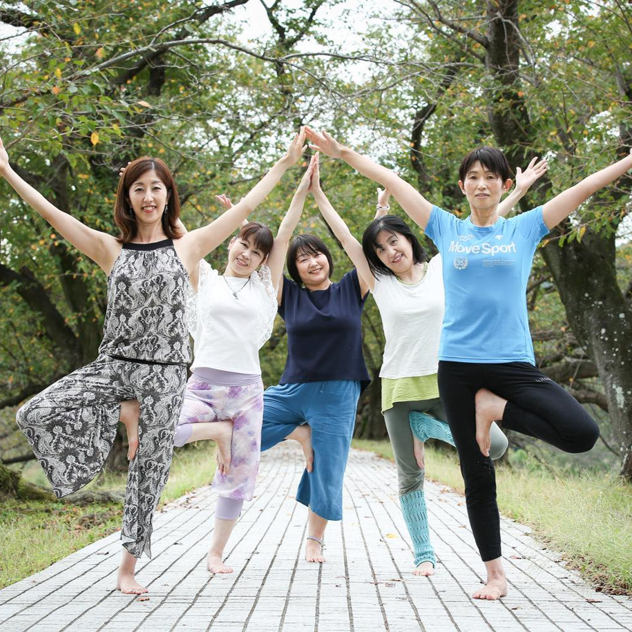 ヨガまるオンライン