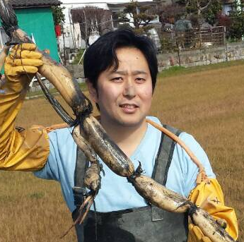 吉武 知家良 氏